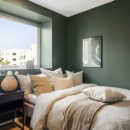 4 -rooms In Διαμέρισμα *